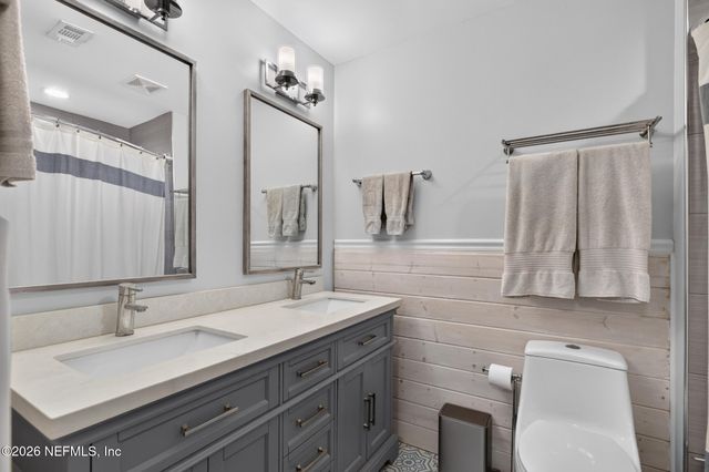 202 VISTA LAGOON Court B-2, Ponte Vedra Beach, FL 32082