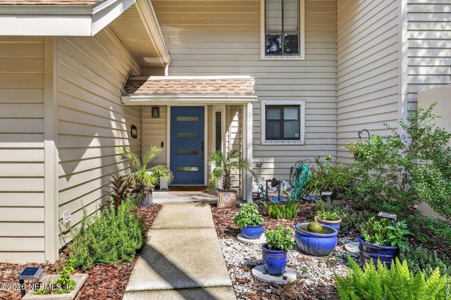 202 VISTA LAGOON Court B-2, Ponte Vedra Beach, FL 32082