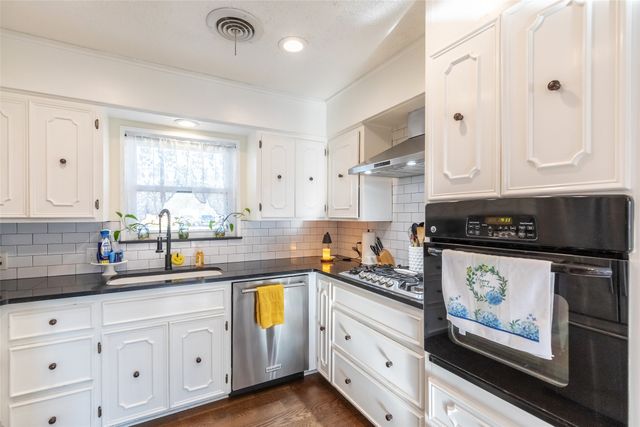 2150 Brook Hollow Drive, Abilene, TX 79605