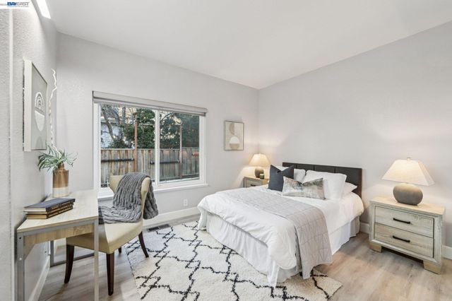 8244 Brittany Dr, Dublin, CA 94568