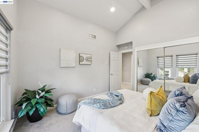 8244 Brittany Dr, Dublin, CA 94568