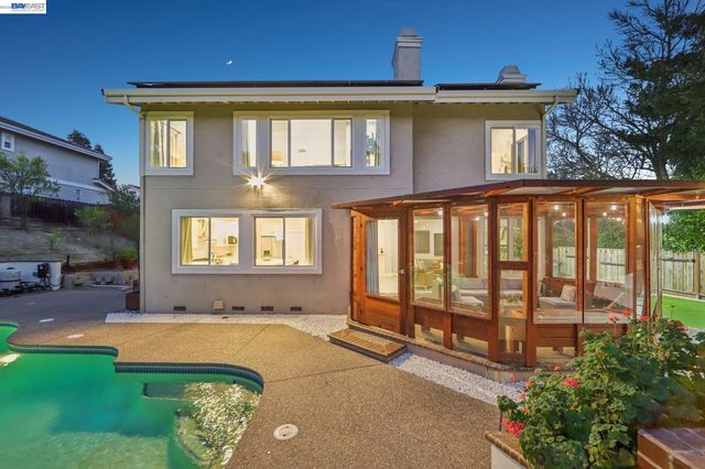 8244 Brittany Dr, Dublin, CA 94568