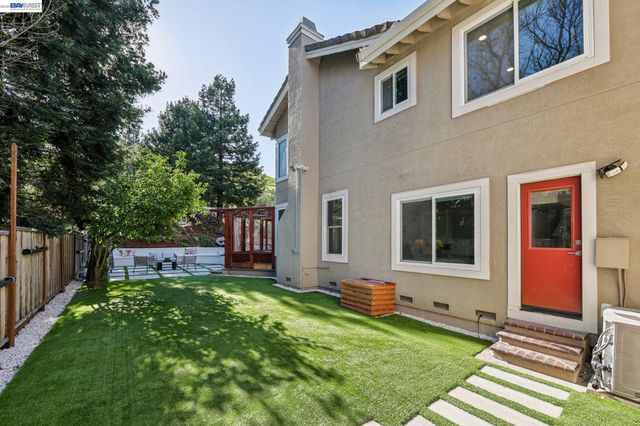 8244 Brittany Dr, Dublin, CA 94568