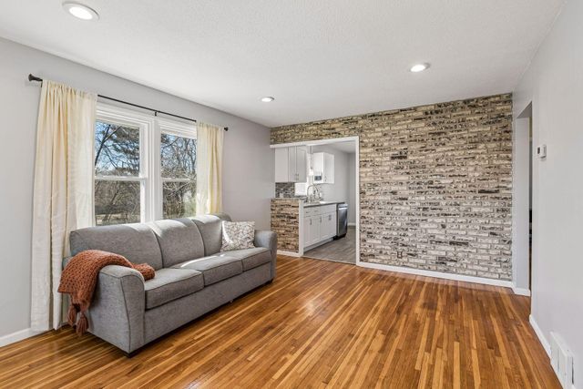 4400 Jefferson Street NE, Columbia Heights, MN 55421