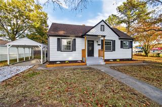 5 Chatham RD, Portsmouth, VA 23702