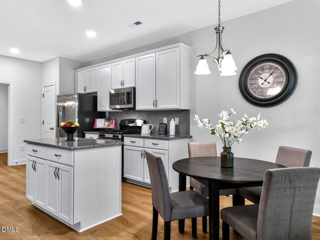 116 Vinewood Place, Holly Springs, NC 27540