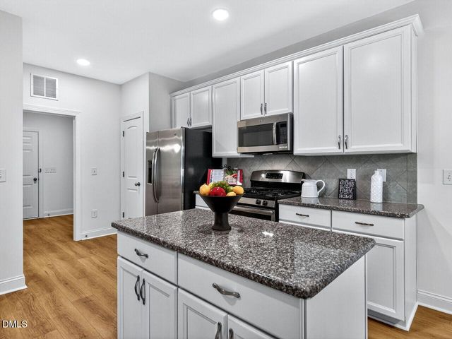 116 Vinewood Place, Holly Springs, NC 27540