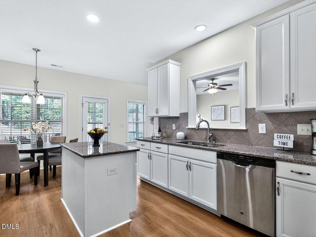 116 Vinewood Place, Holly Springs, NC 27540