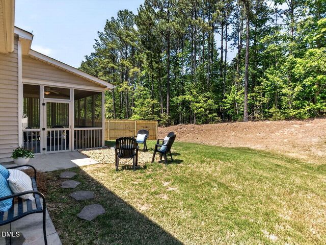 116 Vinewood Place, Holly Springs, NC 27540