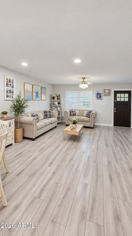 8151 W TURNEY Avenue, Phoenix, AZ 85033 — exterior