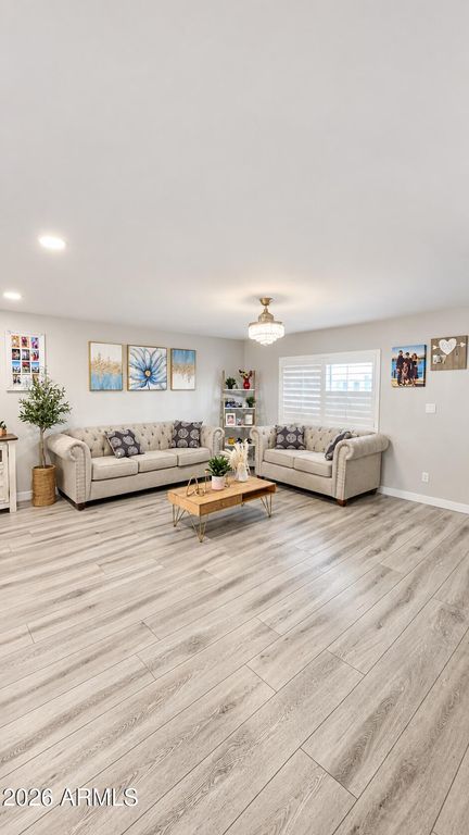 8151 W TURNEY Avenue, Phoenix, AZ 85033 — photo 4