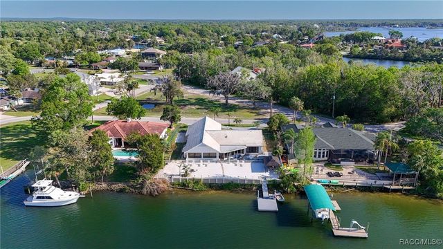 171 SW 3rd Street, Crystal River, FL 34429