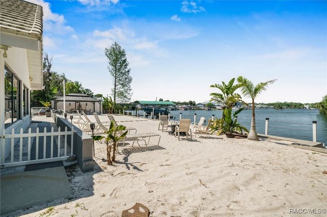 171 SW 3rd Street, Crystal River, FL 34429