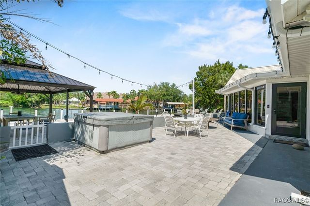 171 SW 3rd Street, Crystal River, FL 34429