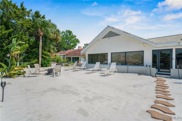 171 SW 3rd Street, Crystal River, FL 34429