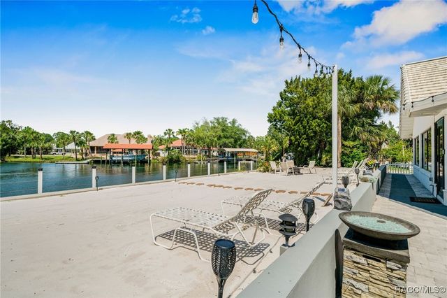171 SW 3rd Street, Crystal River, FL 34429