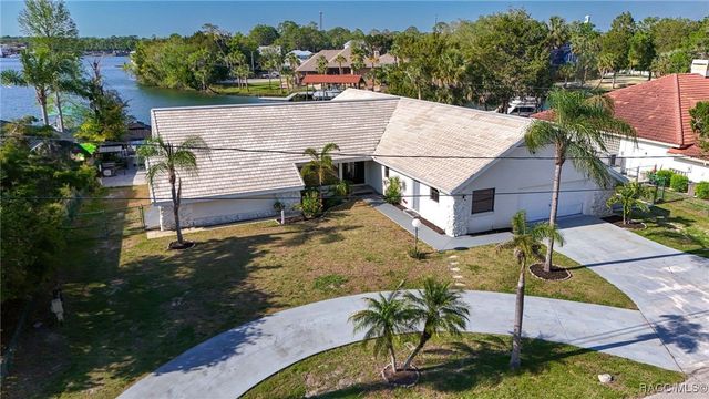171 SW 3rd Street, Crystal River, FL 34429