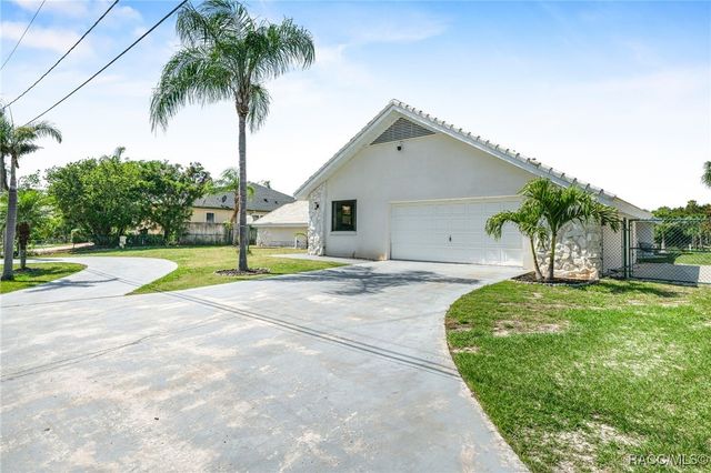 171 SW 3rd Street, Crystal River, FL 34429