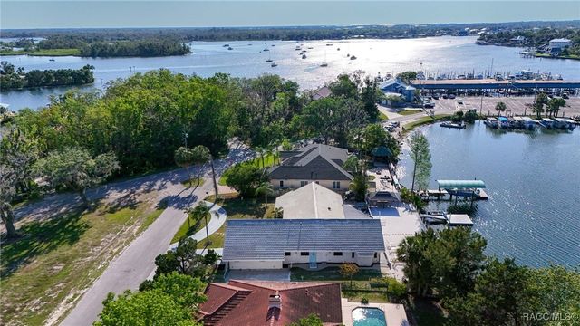 171 SW 3rd Street, Crystal River, FL 34429