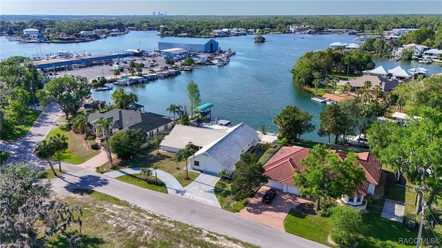 171 SW 3rd Street, Crystal River, FL 34429