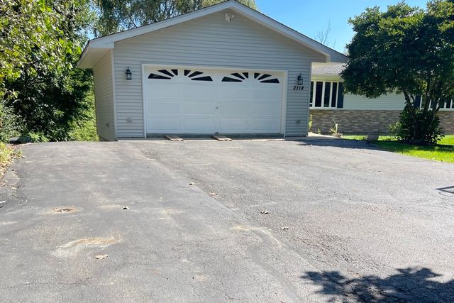 3118 Edgewood Drive, Wonder Lake, IL 60097