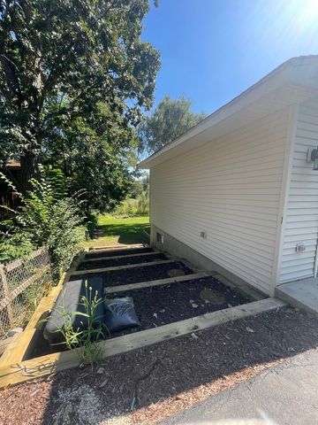 3118 Edgewood Drive, Wonder Lake, IL 60097