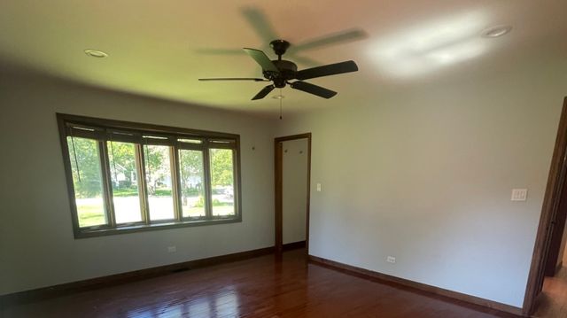 3118 Edgewood Drive, Wonder Lake, IL 60097