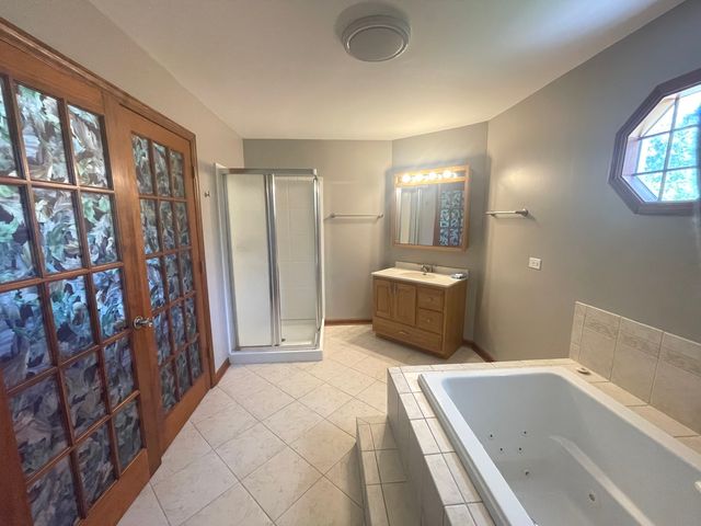 3118 Edgewood Drive, Wonder Lake, IL 60097