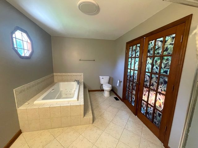 3118 Edgewood Drive, Wonder Lake, IL 60097