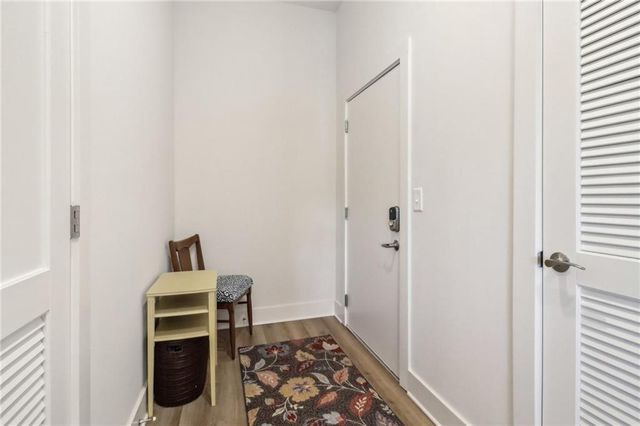 112 Rogers NE Street 206, Atlanta, GA 30317