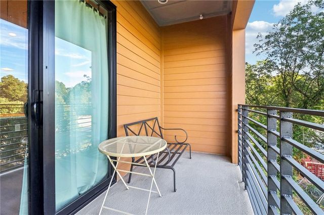 112 Rogers NE Street 206, Atlanta, GA 30317