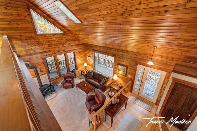 10714 Lovers Lane NW, Grand Rapids, MI 49534