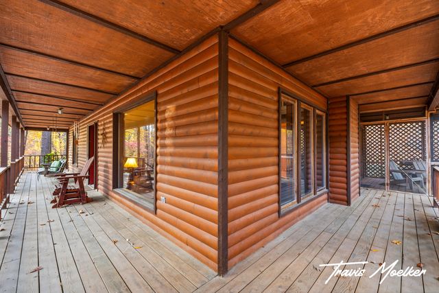 10714 Lovers Lane NW, Grand Rapids, MI 49534