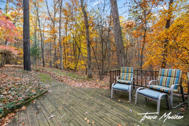 10714 Lovers Lane NW, Grand Rapids, MI 49534