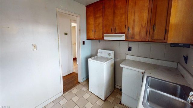 808 State ST, Chesapeake, VA 23323