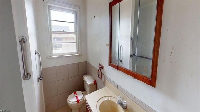 808 State ST, Chesapeake, VA 23323