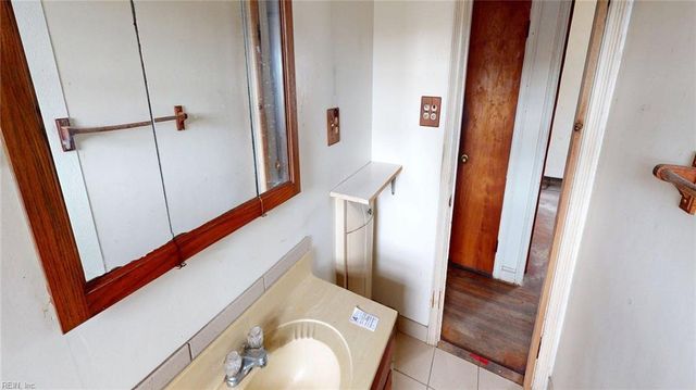 808 State ST, Chesapeake, VA 23323