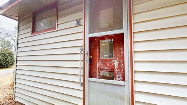 808 State ST, Chesapeake, VA 23323