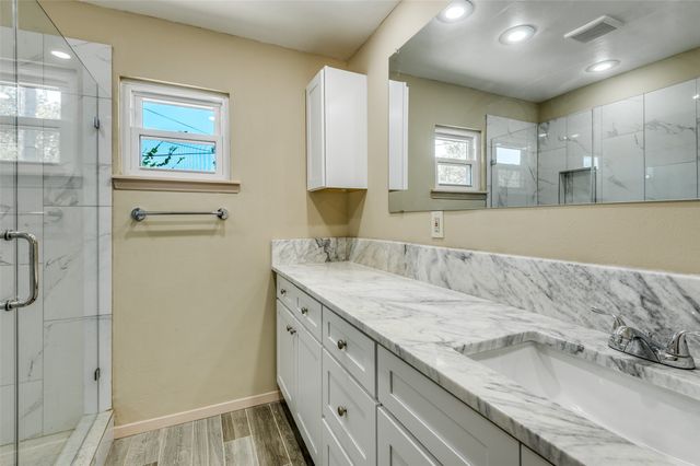 110 Crandall Road 112-Right Side, Irving, TX 75060