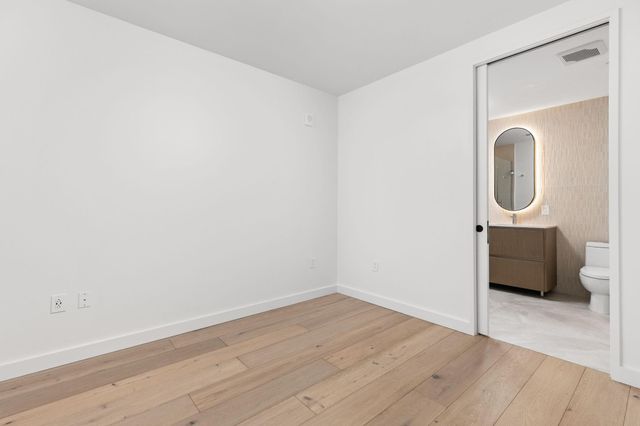 610 Davis ST 4008, Austin, TX 78701