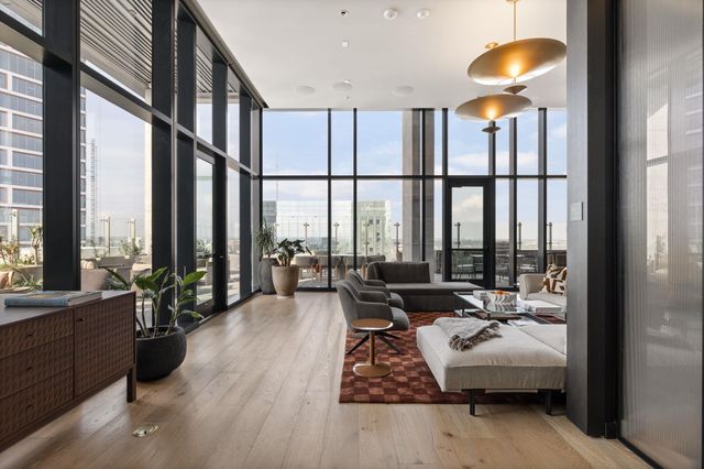 610 Davis ST 4008, Austin, TX 78701