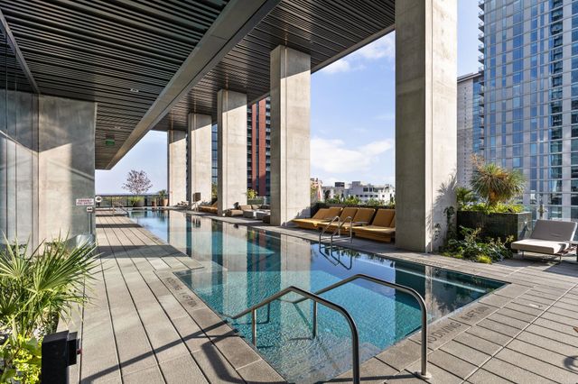 610 Davis ST 4008, Austin, TX 78701