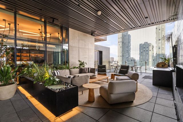 610 Davis ST 4008, Austin, TX 78701