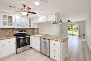 2340 Naples Trace CIR 2, Naples, FL 34109