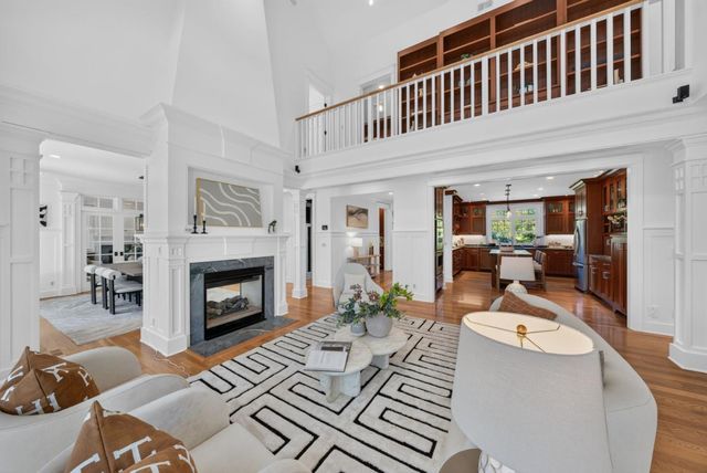 40 Montana Lane, Menlo Park, CA 94025