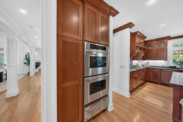40 Montana Lane, Menlo Park, CA 94025