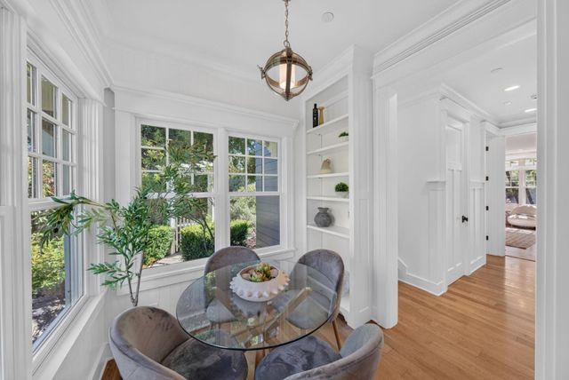 40 Montana Lane, Menlo Park, CA 94025