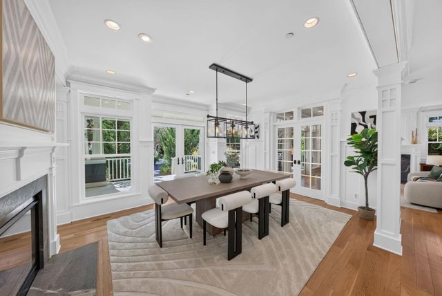 40 Montana Lane, Menlo Park, CA 94025