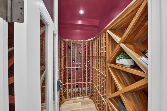 40 Montana Lane, Menlo Park, CA 94025