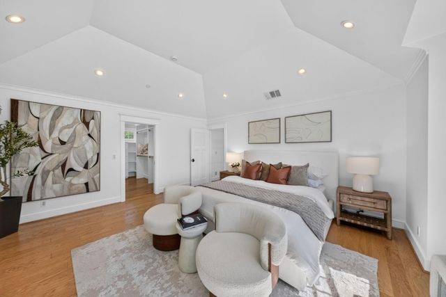 40 Montana Lane, Menlo Park, CA 94025
